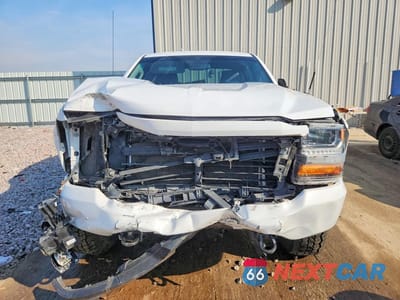 Piąte zdjęcie samochodu w środku: 2017 CHEVROLET SILVERADO K1500 CUSTOM VIN:1GCVKPEC9HZ114985 - miniatura