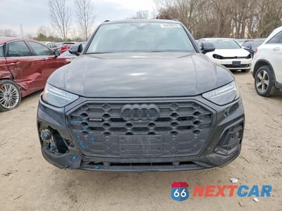 Piąte zdjęcie samochodu w środku: 2025 AUDI Q5 TECHNIK 45 2.0 TFSI 4DR AWD VIN:WA1FAAFYXS2038024 - miniatura