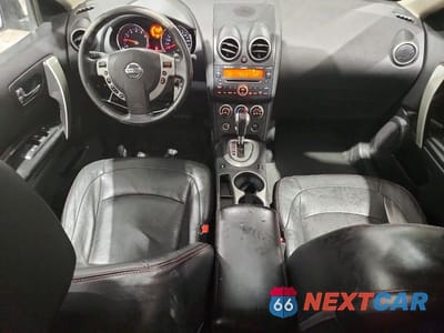 Zdjęcie 8 z 12 samochodu: 2010 NISSAN ROGUE S VIN:JN8AS5MV8AW605890 - miniatura