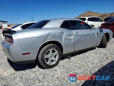 Trzecie zdjęcie samochodu z tyłu: 2010 DODGE CHALLENGER SE VIN:2B3CJ4DV5AH313793 - miniatura