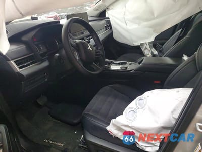 Zdjęcie 7 z 12 samochodu: 2025 MITSUBISHI OUTLANDER SE VIN:JA4J3VA85SZ032397 - miniatura