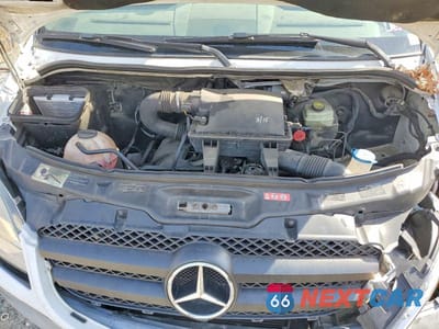Zdjęcie 12 z 13 samochodu: 2011 MERCEDES BENZ SPRINTER 2500 DELIVERY VAN VIN:WD3PE8CBXB5588601 - miniatura