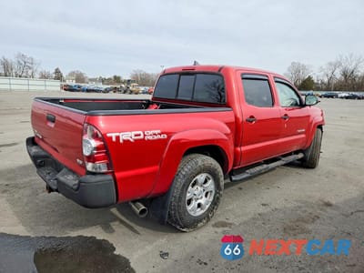 Trzecie zdjęcie samochodu z tyłu: 2015 TOYOTA TACOMA V6 VIN:3TMLU4EN7FM186283 - miniatura