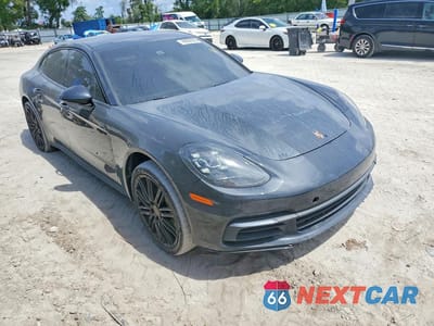 Czwarte zdjęcie samochodu z boku: 2018 PORSCHE PANAMERA 4 E-HYBRID VIN:WP0AE2A73JL130318 - miniatura