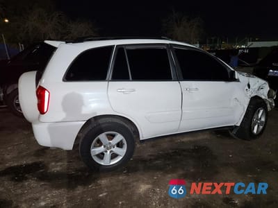 Trzecie zdjęcie samochodu z tyłu: 2004 TOYOTA RAV4 BASE VIN:JTEGD20V140024268 - miniatura