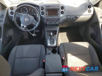 Zdjęcie 8 z 12 samochodu: 2015 VOLKSWAGEN TIGUAN S VIN:WVGAV7AX9FW613035 - miniatura