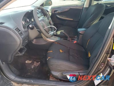 Zdjęcie 7 z 11 samochodu: 2011 TOYOTA COROLLA S VIN:2T1BU4EE2BC581163 - miniatura