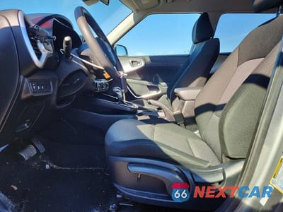 Zdjęcie 7 z 12 samochodu: 2024 KIA SOUL LX VIN:KNDJ23AU3R7240021 - miniatura