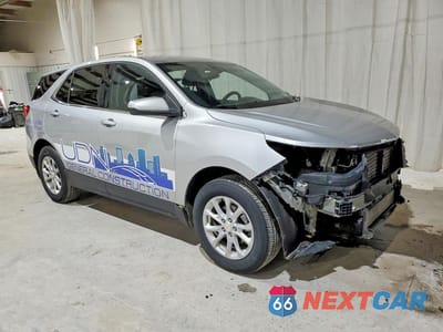 Czwarte zdjęcie samochodu z boku: 2019 CHEVROLET EQUINOX LT VIN:3GNAXUEV3KS561212 - miniatura