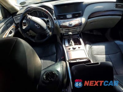 Zdjęcie 8 z 12 samochodu: 2011 INFINITI M37 X VIN:JN1BY1AR7BM373362 - miniatura