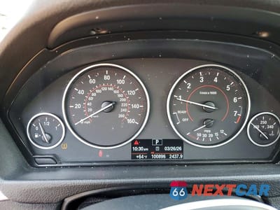 Zdjęcie 9 z 12 samochodu: 2017 BMW 330 XI VIN:WBA8D9G31HNU65555 - miniatura