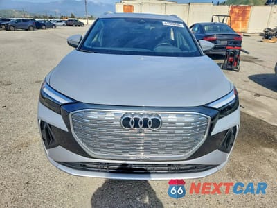 Piąte zdjęcie samochodu w środku: 2023 AUDI Q4 E-TRON PREMIUM PLUS VIN:WA1L2BFZ8PP066834 - miniatura