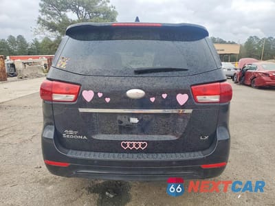 Zdjęcie 6 z 12 samochodu: 2017 KIA SEDONA LX VIN:KNDMB5C1XH6329035 - miniatura
