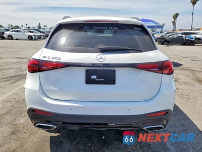 Zdjęcie 6 z 12 samochodu: 2026 MERCEDES-BENZ GLC 300 VIN:W1NKM4GB8TU109369 - miniatura