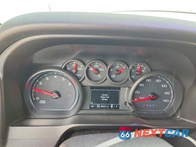 Zdjęcie 9 z 11 samochodu: 2019 CHEVROLET SILVERADO K1500 CUSTOM VIN:3GCUYBEF1KG701468 - miniatura