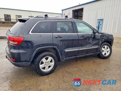 Trzecie zdjęcie samochodu z tyłu: 2013 JEEP GRAND CHEROKEE LAREDO VIN:1C4RJFAG6DC506729 - miniatura