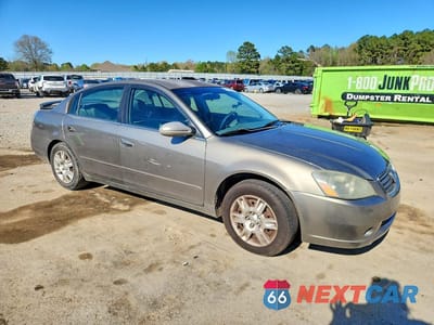 Czwarte zdjęcie samochodu z boku: 2005 NISS ALTIMA VIN:1N4AL11D35C325675 - miniatura
