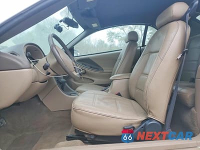 Zdjęcie 7 z 11 samochodu: 2001 FORD MUSTANG VIN:1FAFP44461F244430 - miniatura