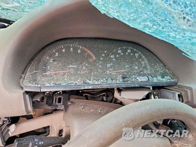 Zdjęcie 9 z 12 samochodu: 2004 TOYOTA CAMRY LE VIN:4T1BE30KX4U351392 - miniatura