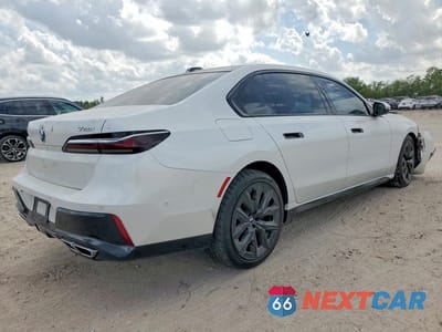 Trzecie zdjęcie samochodu z tyłu: 2023 BMW 760 XI VIN:WBA33EJ09PCM55158 - miniatura