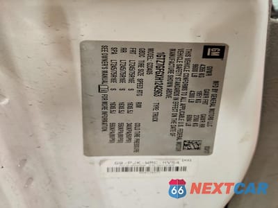 Zdjęcie 13 z 13 samochodu: 2017 GMC SAVANA 3500 CARGO UTILITY / SERVICE VAN VIN:1GTZ7GFGXH1242963 - miniatura