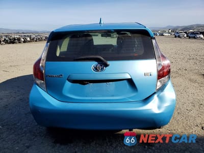 Zdjęcie 6 z 12 samochodu: 2015 TOYOTA PRIUS C TWO VIN:JTDKDTB36F1090604 - miniatura