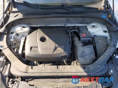 Zdjęcie 12 z 14 samochodu: 2019 VOLVO XC60 T5 VIN:LYV102RK1KB322589 - miniatura
