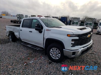 Czwarte zdjęcie samochodu z boku: 2025 CHEVROLET SILVERADO K3500 VIN:1GC4KSEYXSF234720 - miniatura