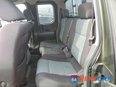 Zdjęcie 10 z 11 samochodu: 2005 NISSAN TITAN XE VIN:1N6AA06B95N525463 - miniatura