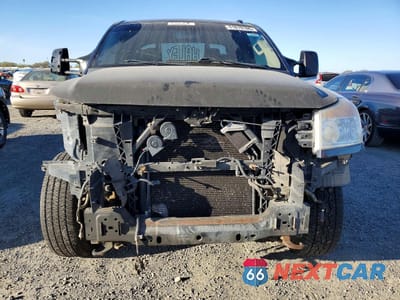 Piąte zdjęcie samochodu w środku: 2014 NISSAN TITAN SV VIN:1N6AA0EC4EN515837 - miniatura