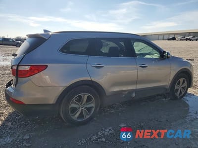 Trzecie zdjęcie samochodu z tyłu: 2016 HYUNDAI SANTA FE SE VIN:KM8SM4HF2GU133760 - miniatura