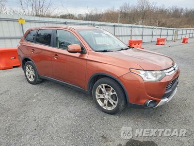 Czwarte zdjęcie samochodu z boku: 2015 MITSUBISHI OUTLANDER SE VIN:JA4AZ3A31FZ007266 - miniatura