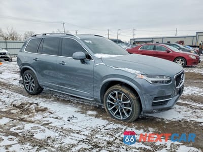 Czwarte zdjęcie samochodu z boku: 2018 VOLVO XC90 T6 VIN:YV4A22PK7J1192981 - miniatura