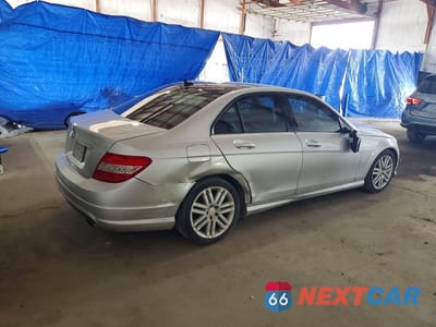 Trzecie zdjęcie samochodu z tyłu: 2008 MERCEDES-BENZ C 300 4MATIC VIN:WDDGF81X88F079410 - miniatura