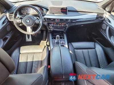 Zdjęcie 8 z 13 samochodu: 2018 BMW X5 XDRIVE35I VIN:5UXKR0C56J0Y02106 - miniatura