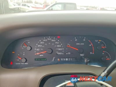Zdjęcie 9 z 13 samochodu: 2002 FORD F350 SUPER DUTY VIN:1FTWW33F92EB22839 - miniatura