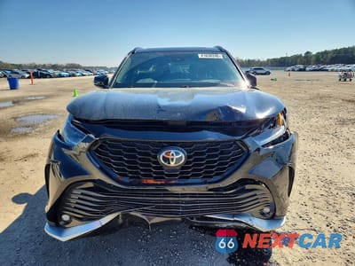 Piąte zdjęcie samochodu w środku: 2021 TOYOTA HIGHLANDER XSE VIN:5TDLZRAH7MS049761 - miniatura