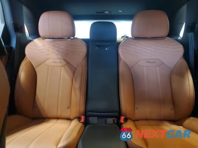 Zdjęcie 10 z 12 samochodu: 2023 BENTLEY BENTAYGA VIN:SJAHT2ZV0PC020005 - miniatura
