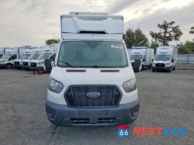 Piąte zdjęcie samochodu w środku: 2020 FORD TRANSIT DELIVERY TRUCK VIN:1FDBW5Z82LKB40259 - miniatura
