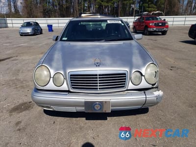 Piąte zdjęcie samochodu w środku: 1998 MERCEDES-BENZ E 320 VIN:WDBJF65F5WA670342 - miniatura