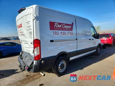 Trzecie zdjęcie samochodu z tyłu: 2022 FORD TRANSIT T-150 VIN:1FTYE1C82NKA45349 - miniatura