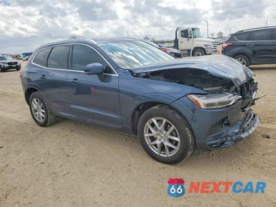 Czwarte zdjęcie samochodu z boku: 2019 VOLVO XC60 T5 MOMENTUM VIN:LYV102DK2KB288864 - miniatura
