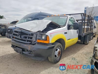 2001 FORD F350 SUPER DUTY FLATBED TRUCK 1FDWF36F11EC20267 - główne zdjęcie licytacji z USA - miniatura