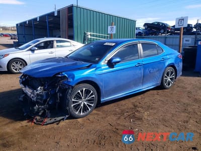 2018 TOYOTA CAMRY SE 4T1B11HK5JU131139 - główne zdjęcie licytacji z USA - miniatura