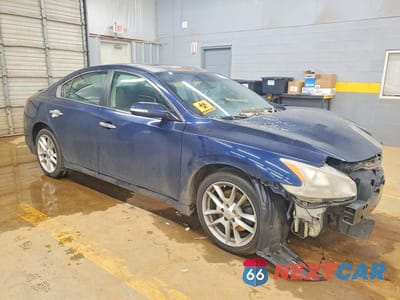 Czwarte zdjęcie samochodu z boku: 2010 NISSAN MAXIMA 3.5 S VIN:1N4AA5AP1AC873532 - miniatura