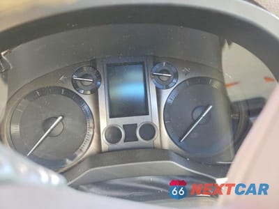 Zdjęcie 9 z 13 samochodu: 2019 LEXUS GX 460 BASE VIN:JTJBM7FX3K5225588 - miniatura