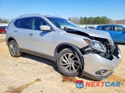 Czwarte zdjęcie samochodu z boku: 2015 NISSAN ROGUE SL VIN:5N1AT2MVXFC829027 - miniatura