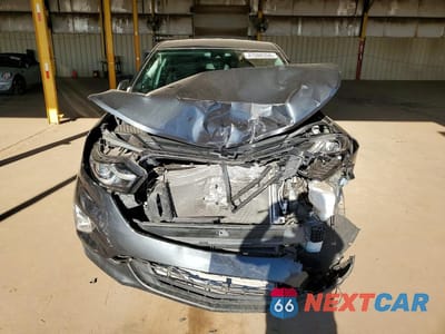 Piąte zdjęcie samochodu w środku: 2020 CHEVROLET EQUINOX LT VIN:3GNAXKEV2LS557402 - miniatura