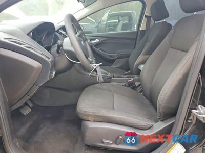 Zdjęcie 7 z 12 samochodu: 2016 FORD FOCUS SE VIN:1FADP3K20GL241374 - miniatura