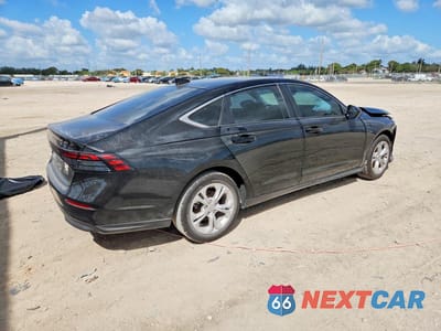 Trzecie zdjęcie samochodu z tyłu: 2025 HONDA ACCORD LX VIN:1HGCY1F24SA028595 - miniatura